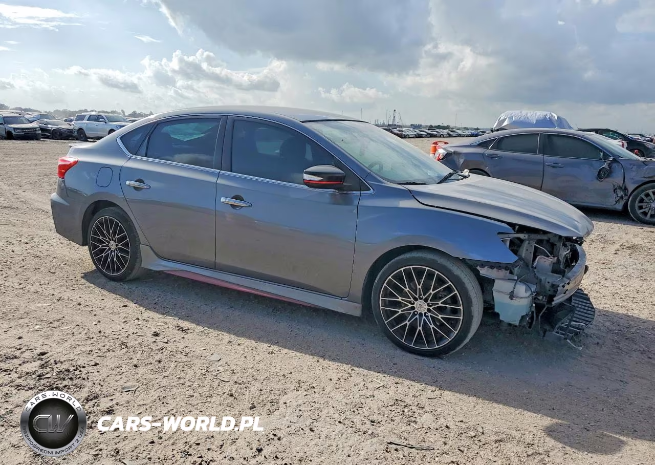 2017 Nissan Sentra Nismo VIN:3N1CB7AP7HY389526 - 4