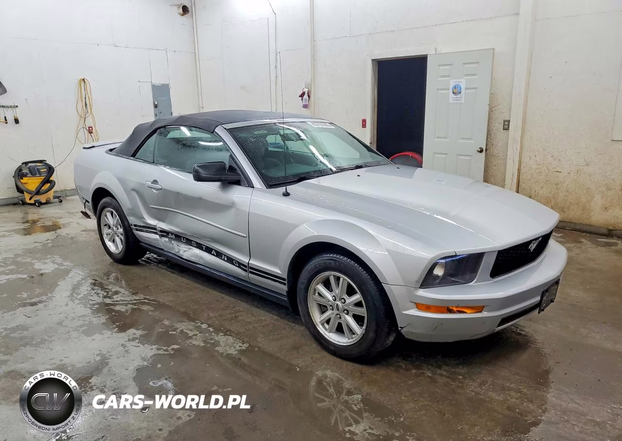 2007 Ford Mustang VIN:1ZVFT84N075201347 - 4