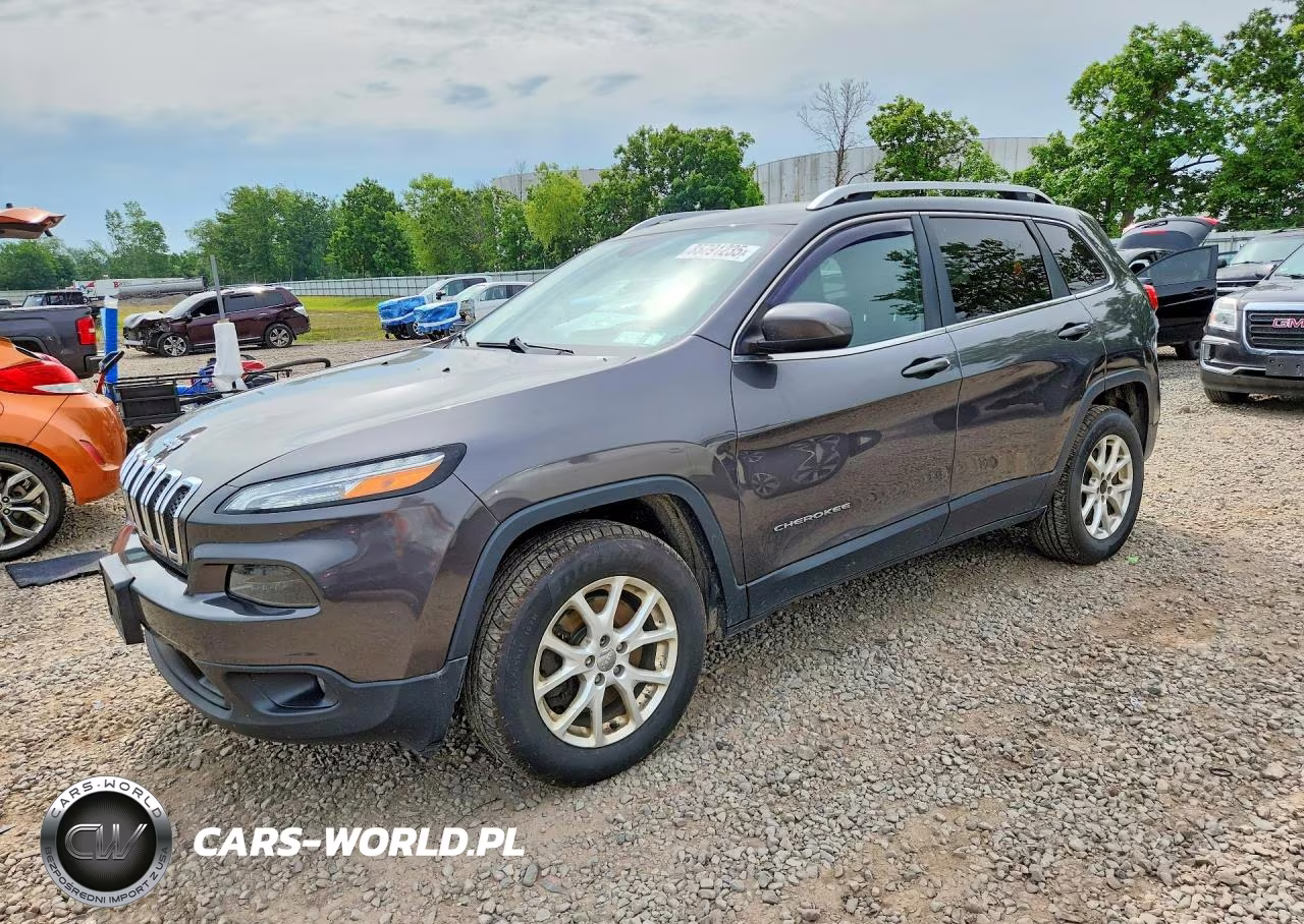 2016 Jeep Cherokee Latitude – zdjęcie 1 z 13