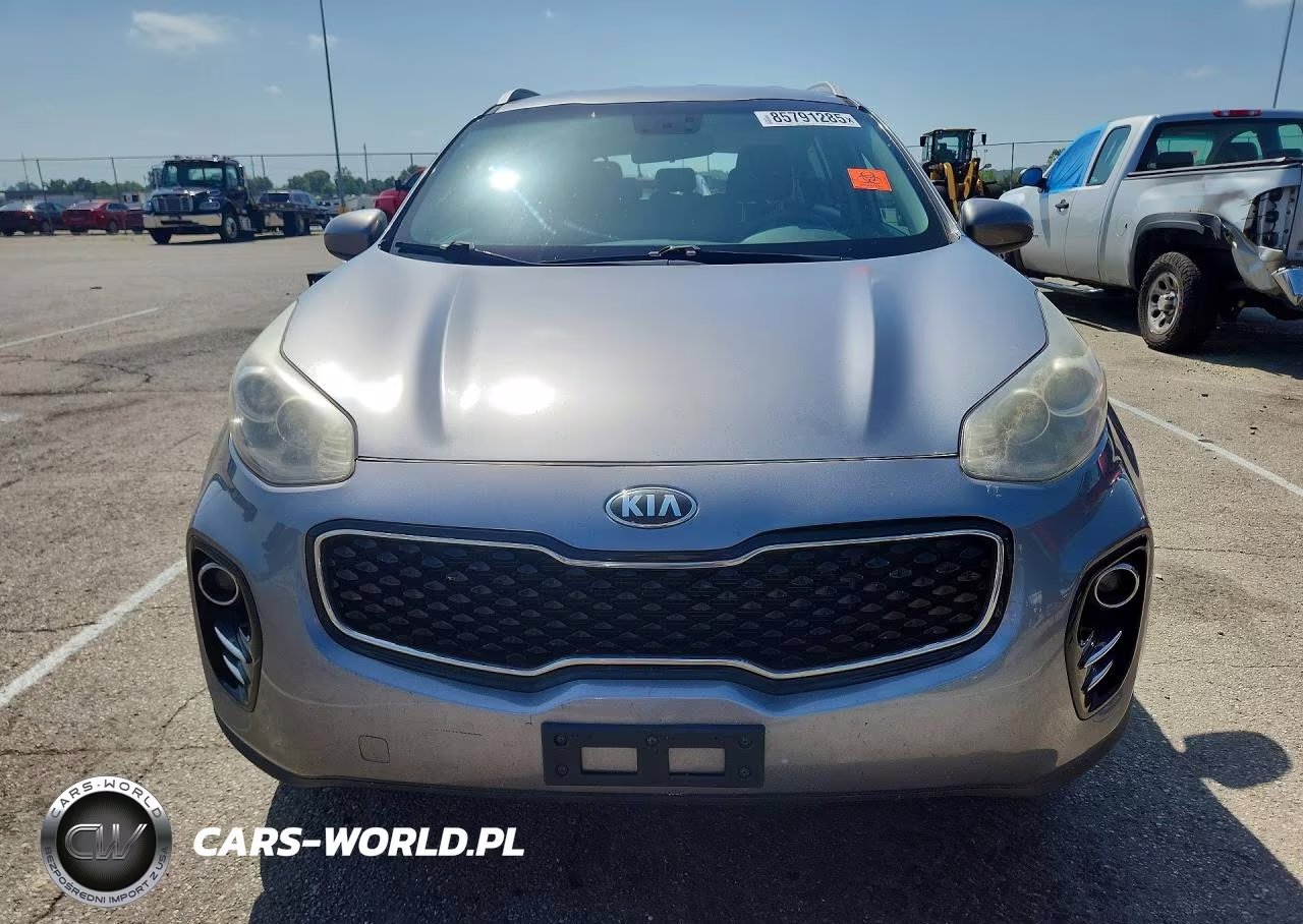 2018 Kia Sportage Lx VIN:KNDPMCAC8J7379075 - 5