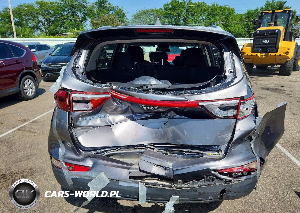 2018 Kia Sportage Lx VIN:KNDPMCAC8J7379075 - 6