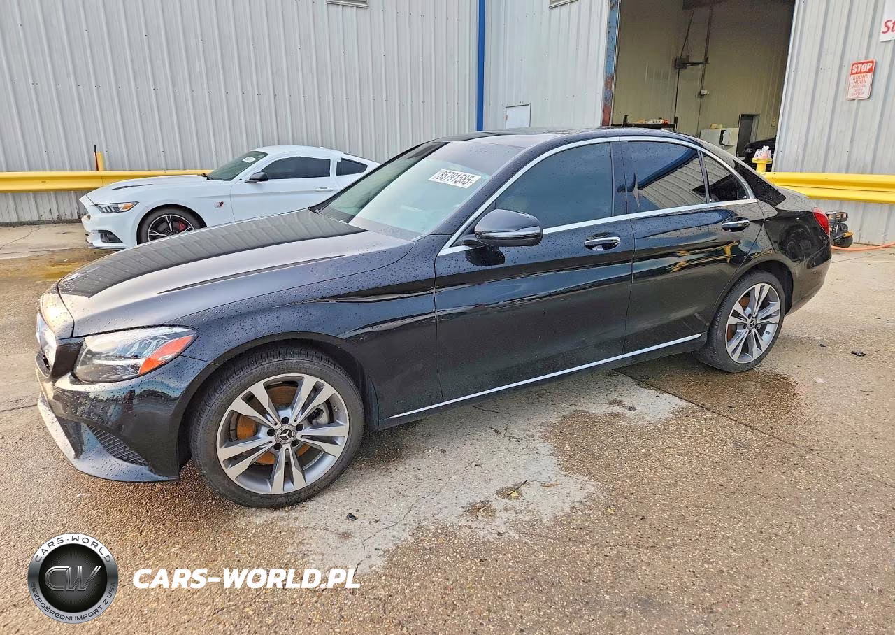 2019 Mercedes-Benz C 300