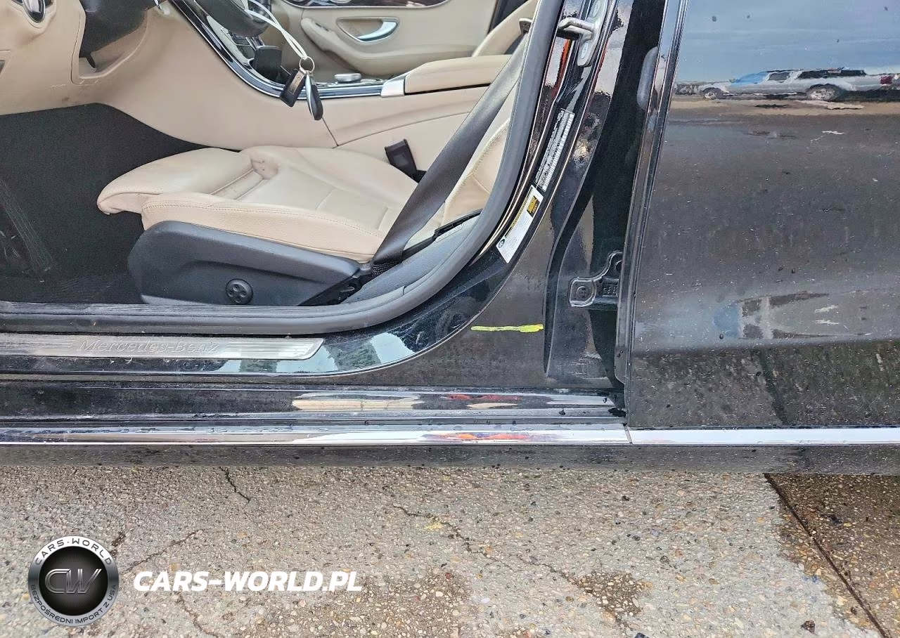 2019 Mercedes-Benz C 300 VIN:55SWF8DBXKU318102 - 12