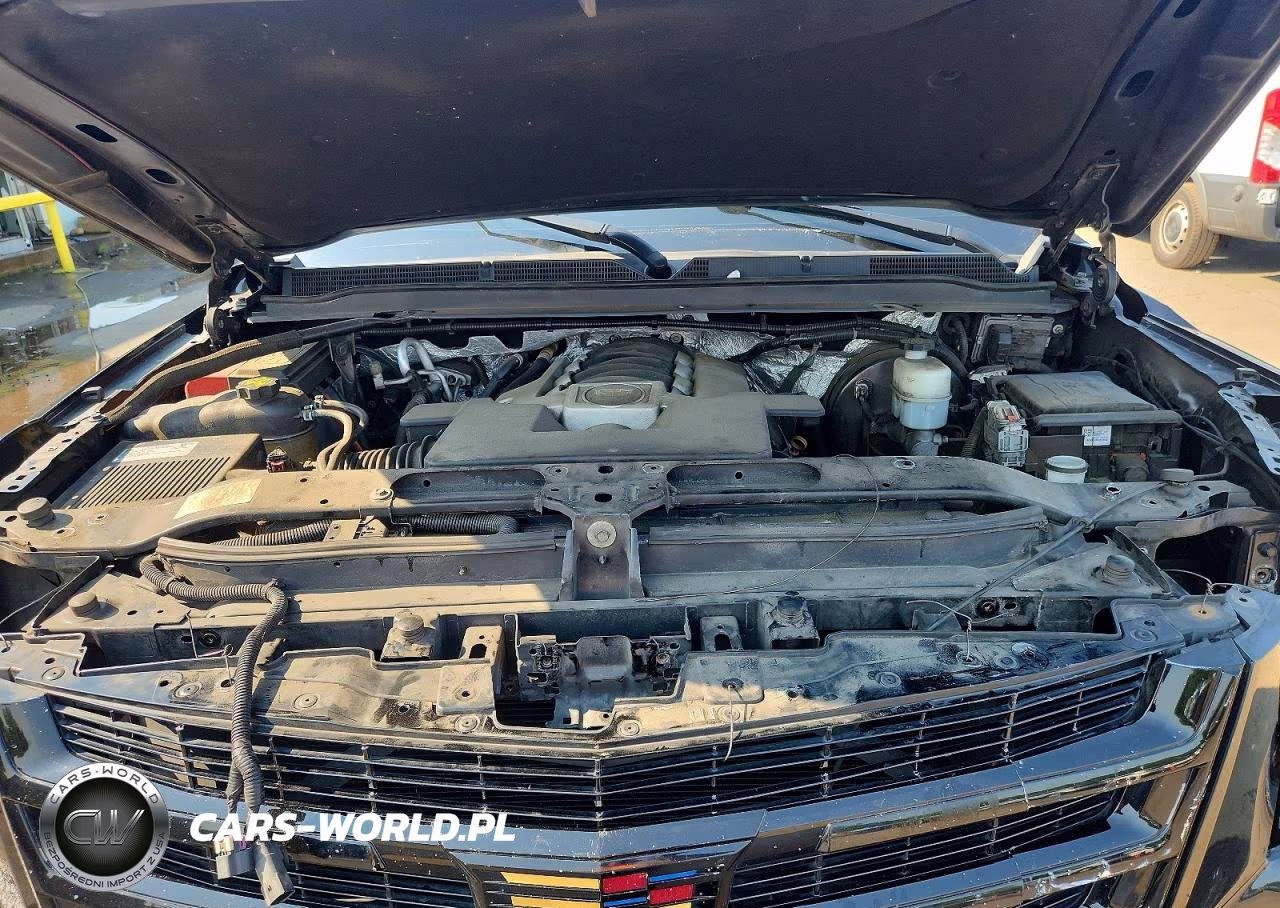 2018 Cadillac Escalade Esv Luxury VIN:1GYS4HKJ1JR209160 - 12