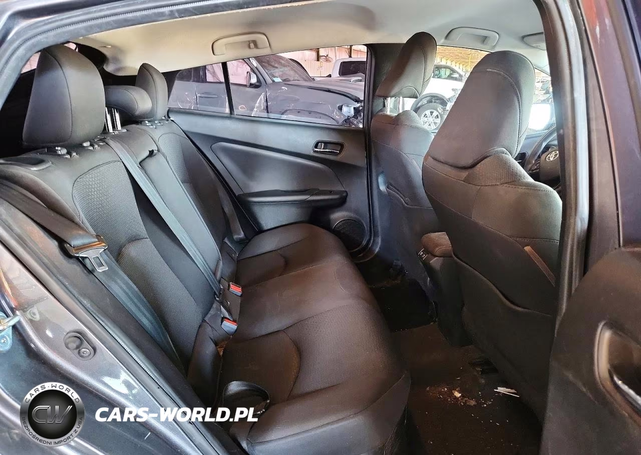 2019 Toyota Prius Le Awd-E VIN:JTDL9RFU1K3002147 - 10