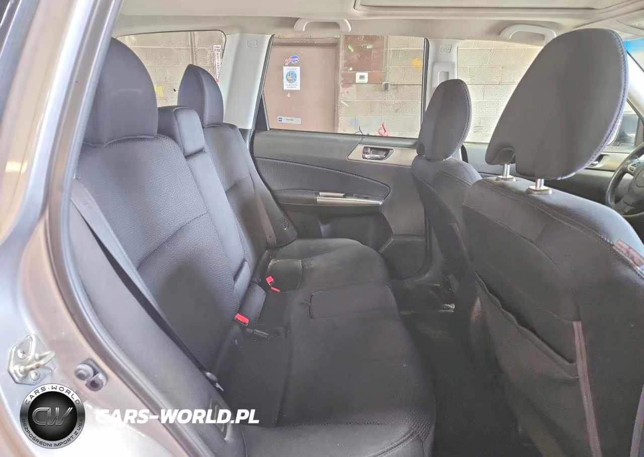 2012 Subaru Forester 2.5X Premium VIN:JF2SHADC4CH420329 - 11