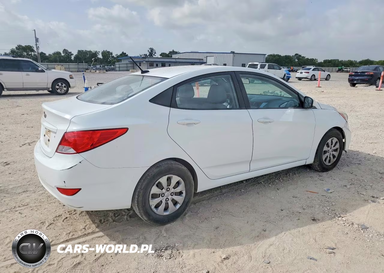 2015 Hyundai Accent Gls VIN:KMHCT4AE3FU817174 - 3