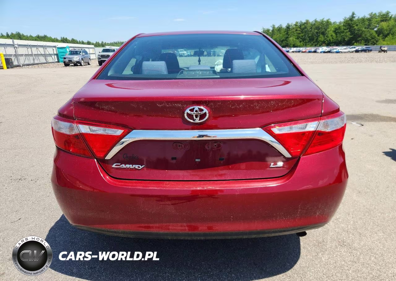 2017 Toyota Camry Le VIN:4T1BF1FK6HU664941 - 6