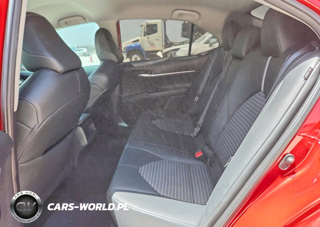 2024 Toyota Camry Se VIN:4T1G11AKXRU228364 - 10