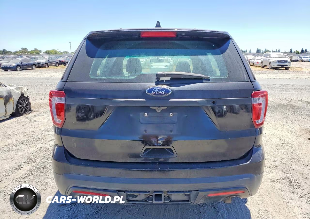 2017 Ford Explorer Police Interceptor VIN:1FM5K8AR9HGB15769 - 6