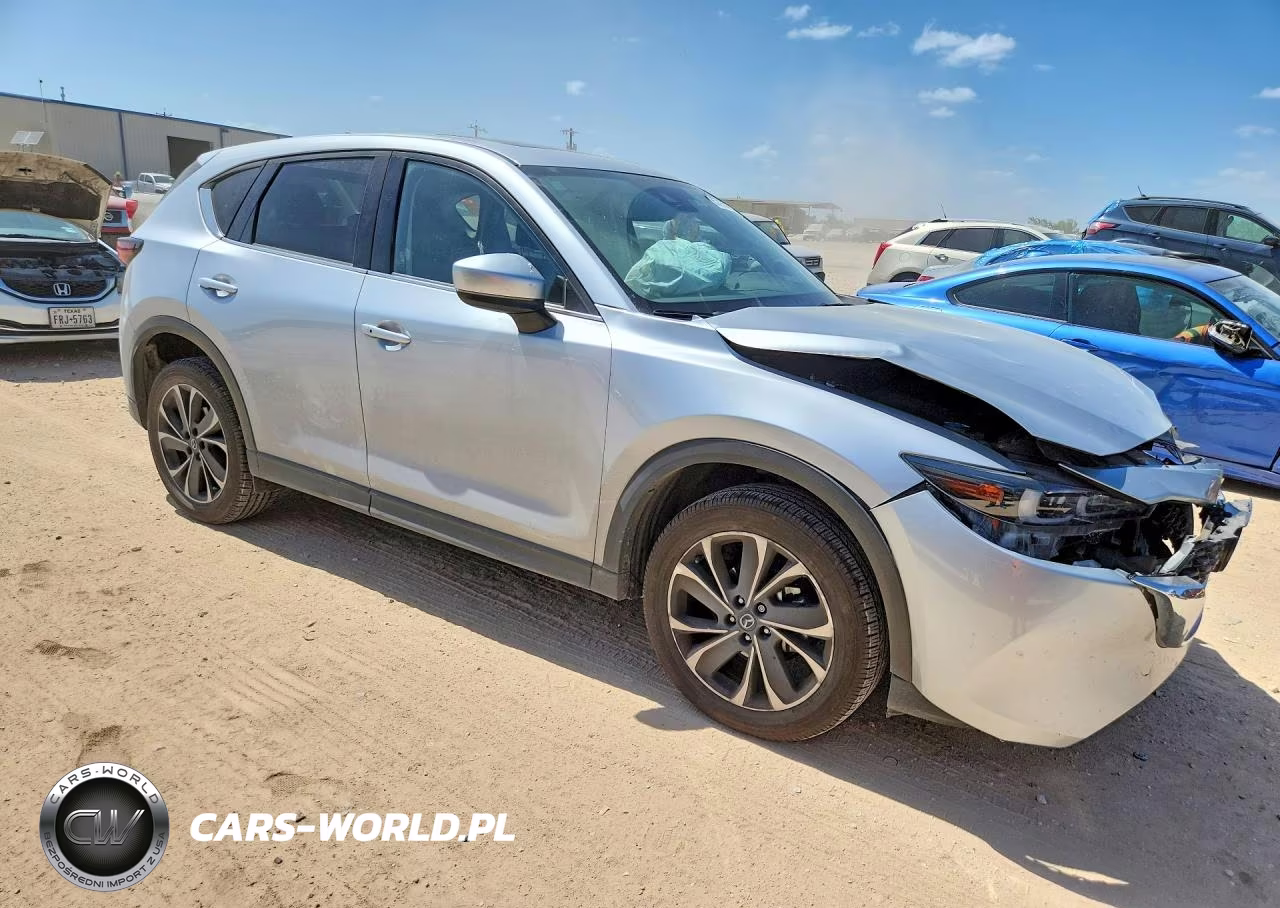2022 Mazda Cx-5 Premium Plus VIN:JM3KFBEM7N1596232 - 4