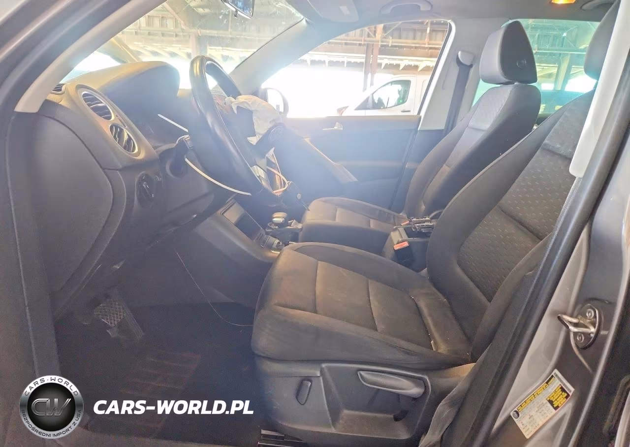 2009 Volkswagen Tiguan VIN:WVGAV75N29W000512 - 7