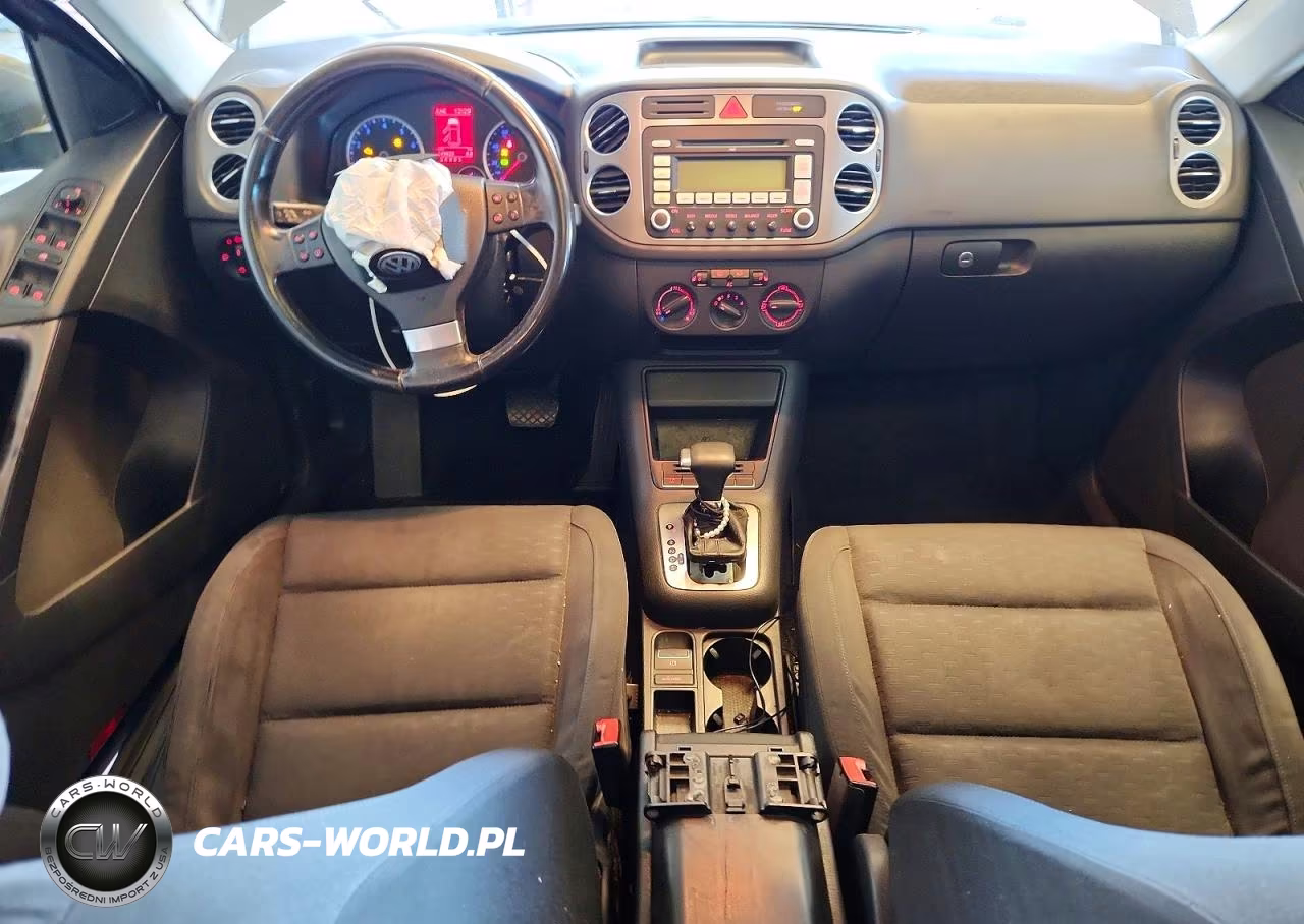 2009 Volkswagen Tiguan VIN:WVGAV75N29W000512 - 8