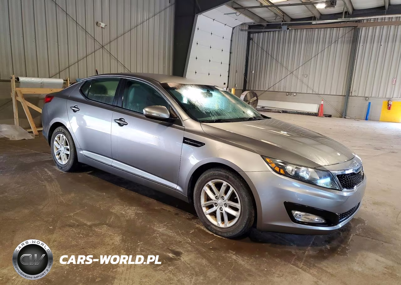 2012 Kia Optima Lx VIN:5XXGM4A72CG051363 - 4