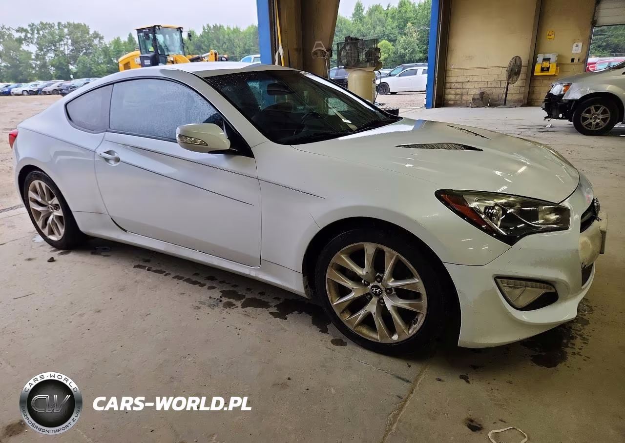 2014 Hyundai Genesis Coupe 3.8L VIN:KMHHU6KJ3EU116837 - 4