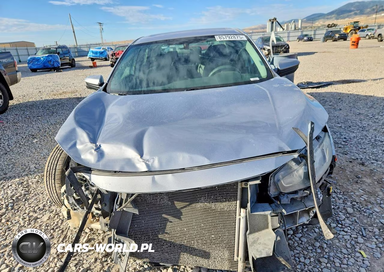 2018 Honda Civic Ex VIN:2HGFC2F72JH602821 - 5