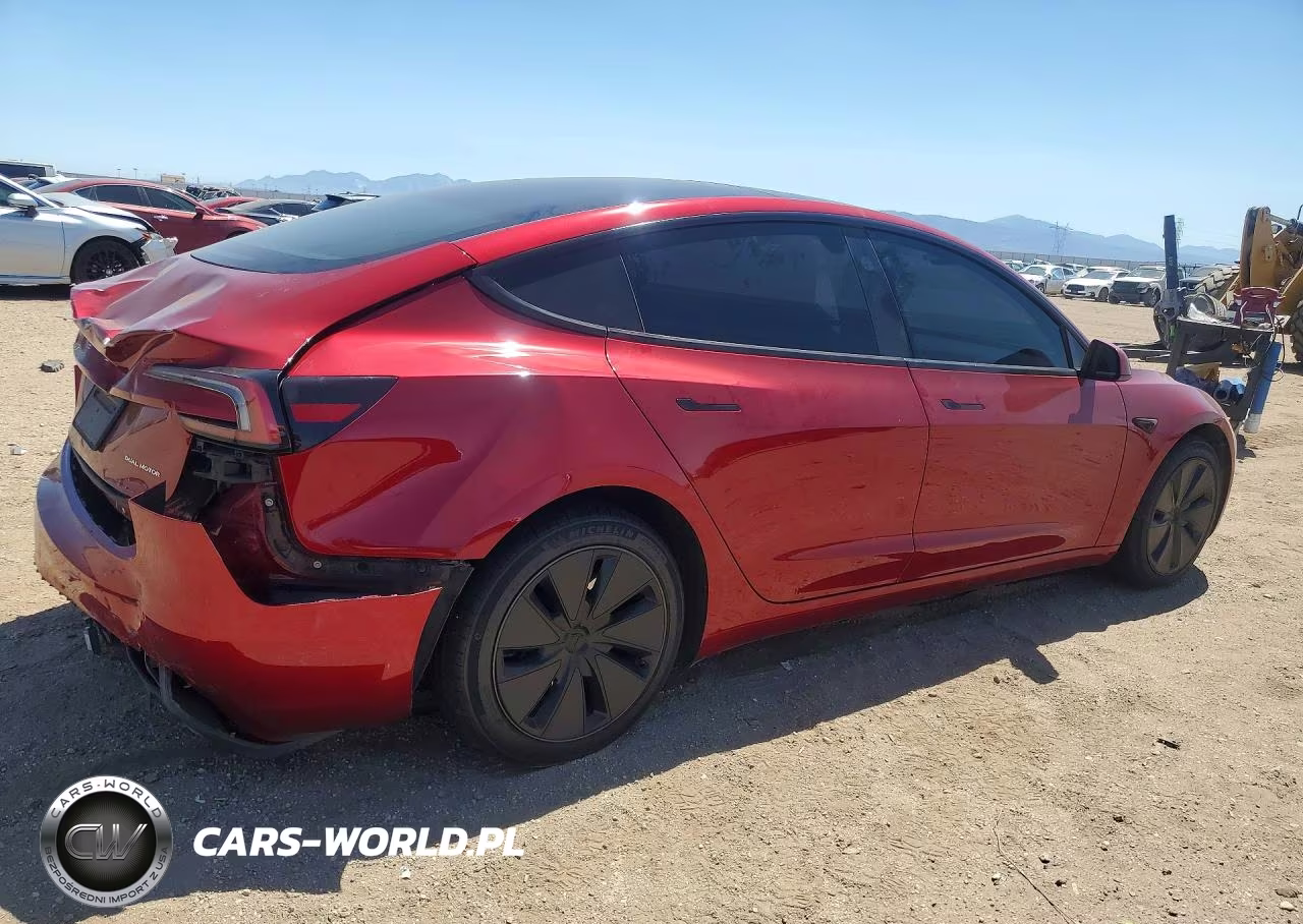 2024 Tesla Model 3 VIN:5YJ3E1EB1RF770835 - 3