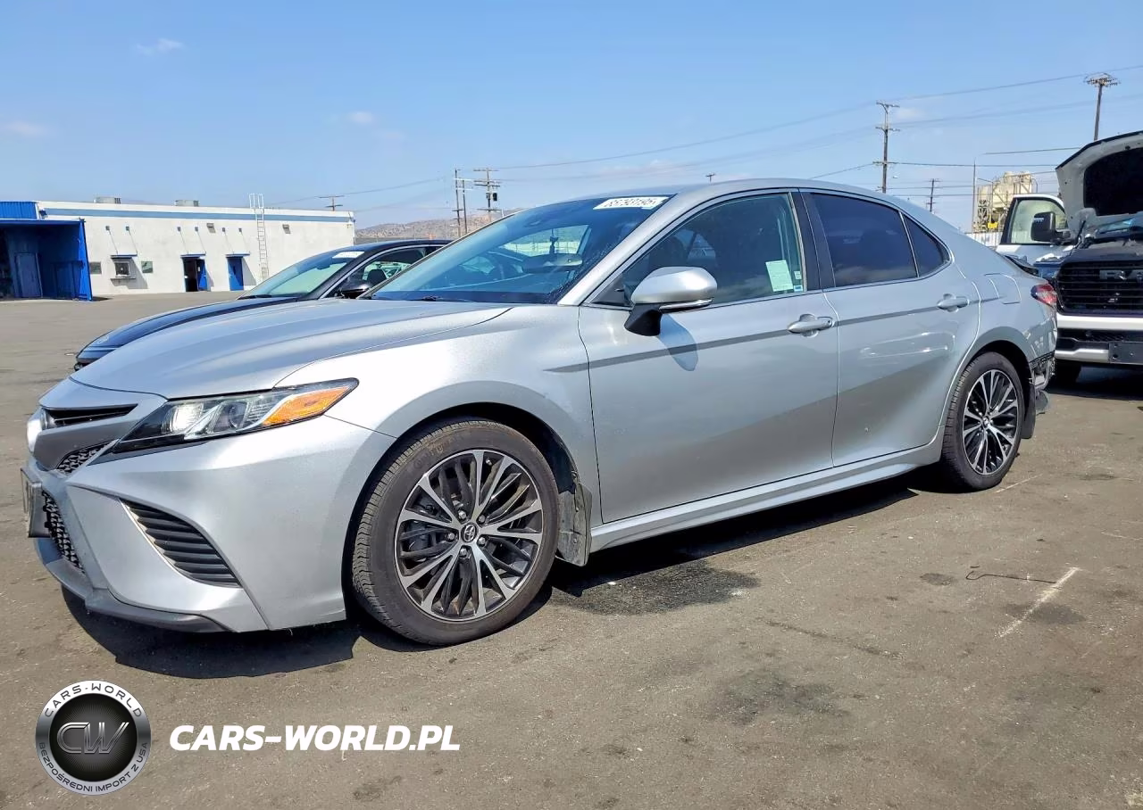 2019 Toyota Camry Se – zdjęcie 1 z 12