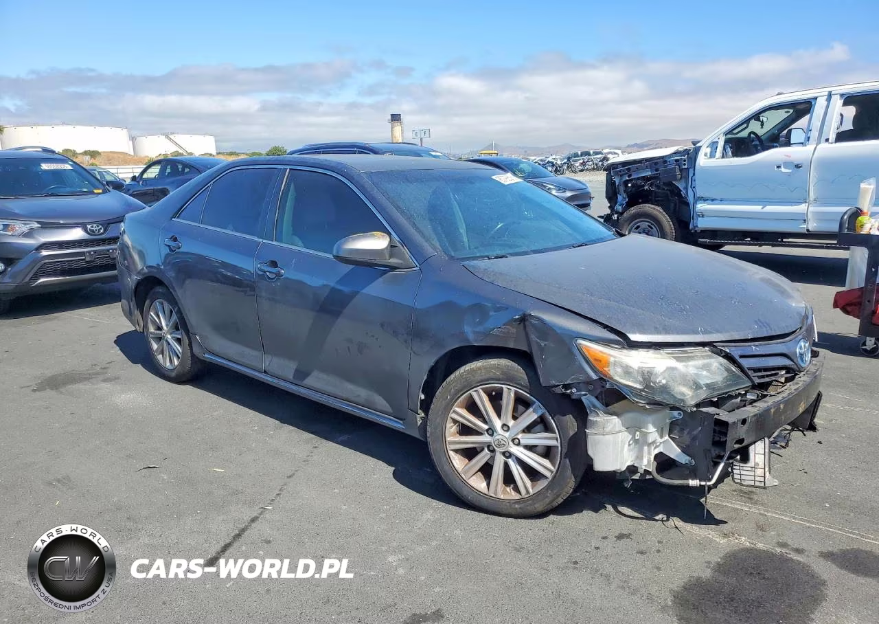 2012 Toyota Camry Hybrid Le VIN:4T1BD1FK7CU021786 - 4