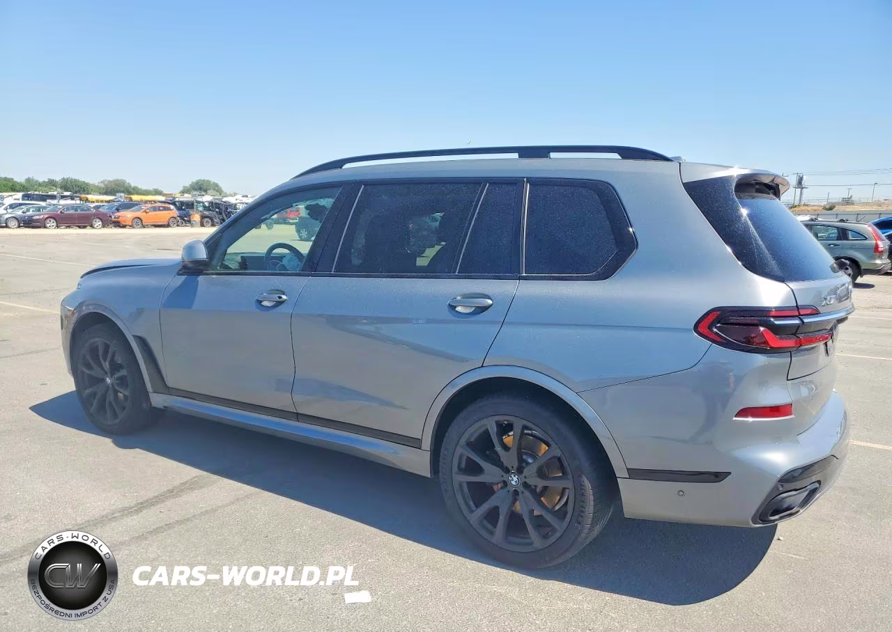 2023 BMW X7 xDrive40I VIN:5UX23EM09P9R79013 - 2