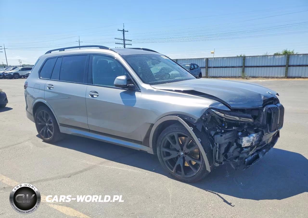 2023 BMW X7 xDrive40I VIN:5UX23EM09P9R79013 - 4