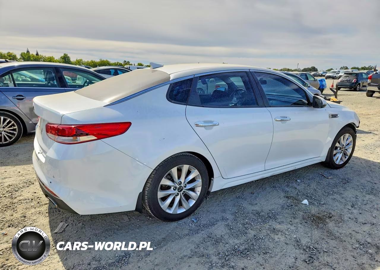 2018 Kia Optima Lx VIN:5XXGT4L34JG259089 - 3