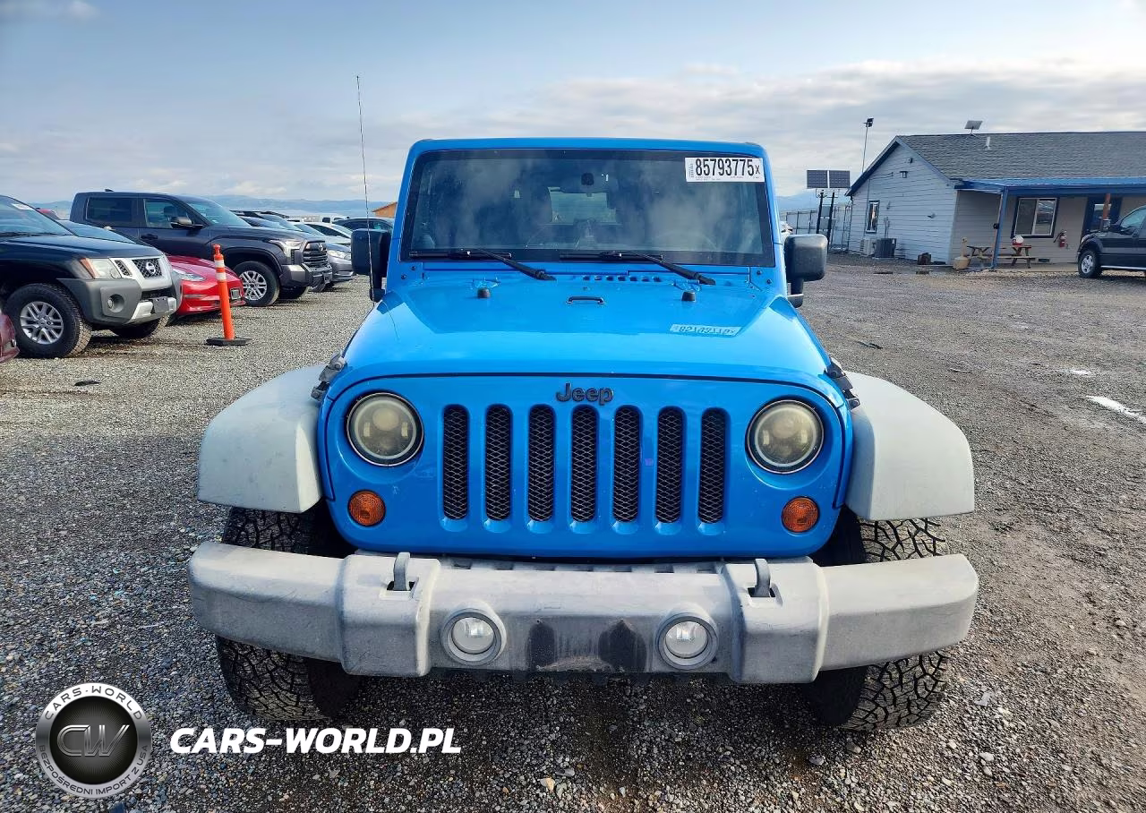2011 Jeep Wrangler Sport VIN:1J4AA2D13BL548926 - 5
