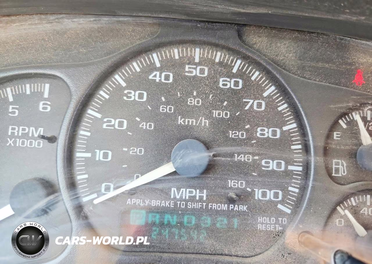 2002 Chevrolet Silverado C2500 Heavy Duty VIN:1GCHC24U82E137485 - 9