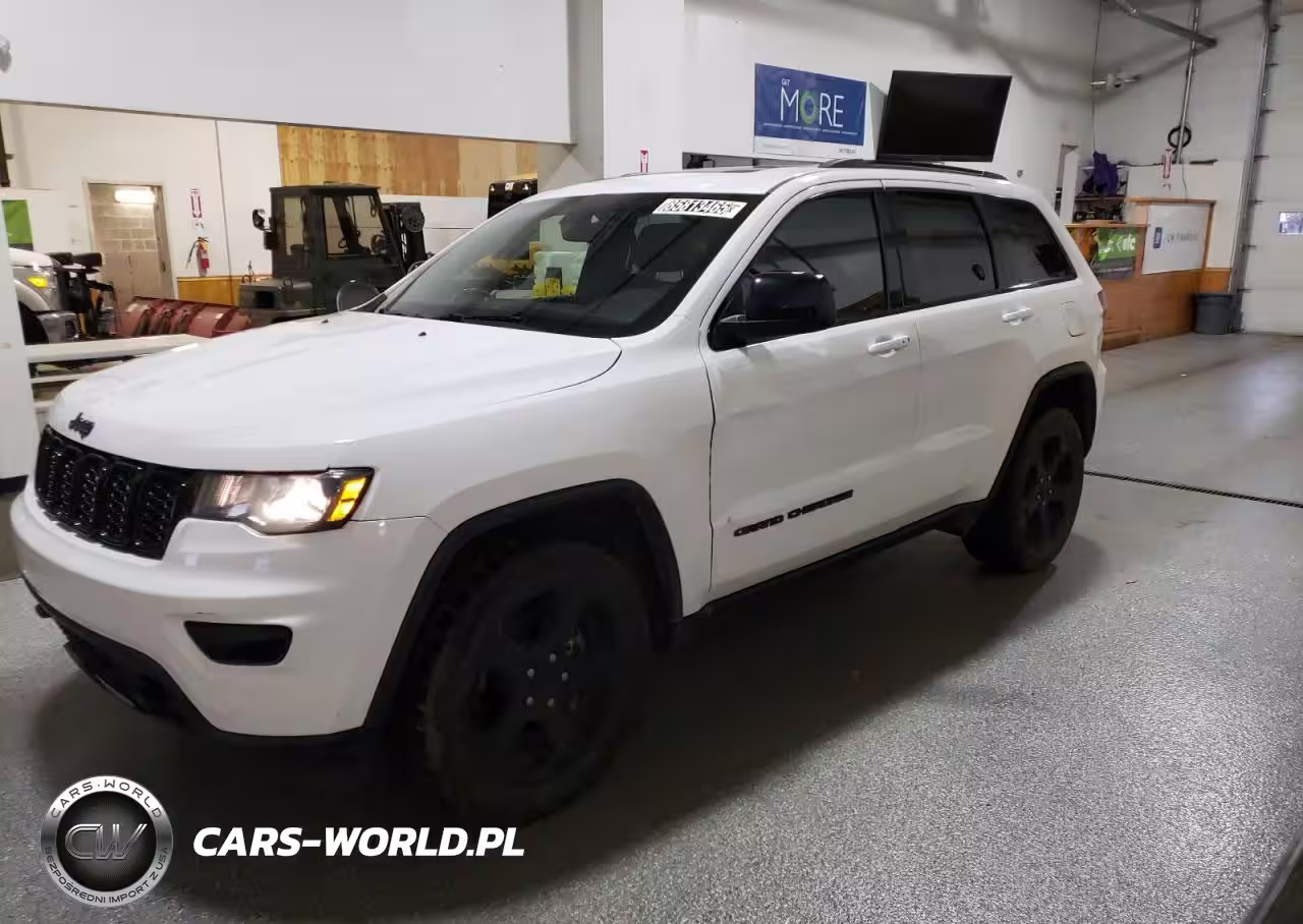 2019 Jeep Grand Cherokee Laredo