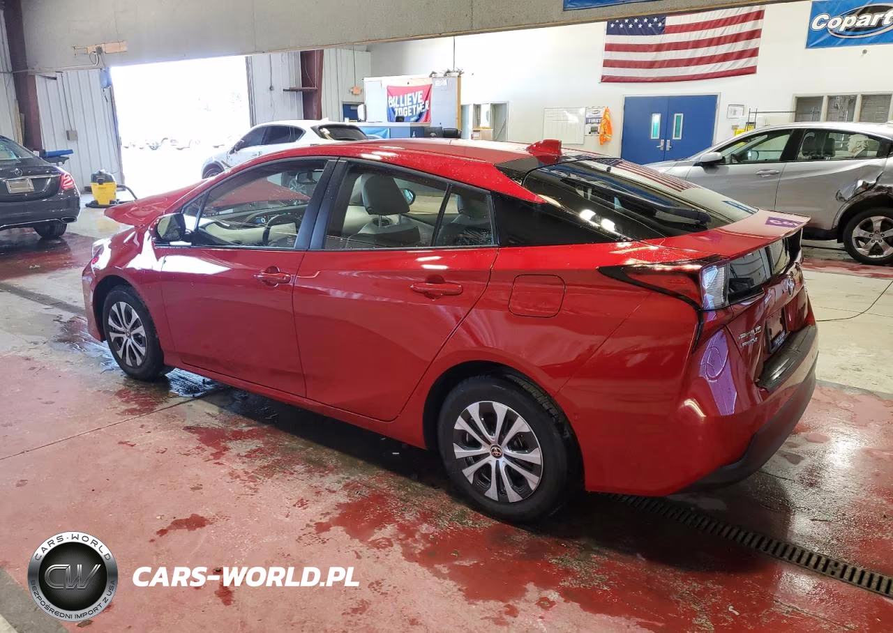 2020 Toyota Prius Xle Awd-E VIN:JTDL9RFU8L3017133 - 2