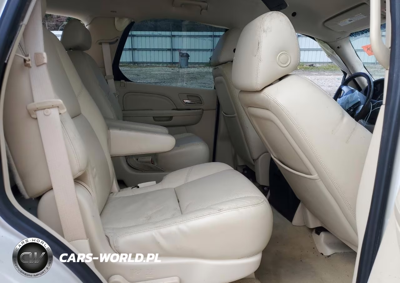 2008 Cadillac Escalade Luxury VIN:1GYFK63858R152091 - 11