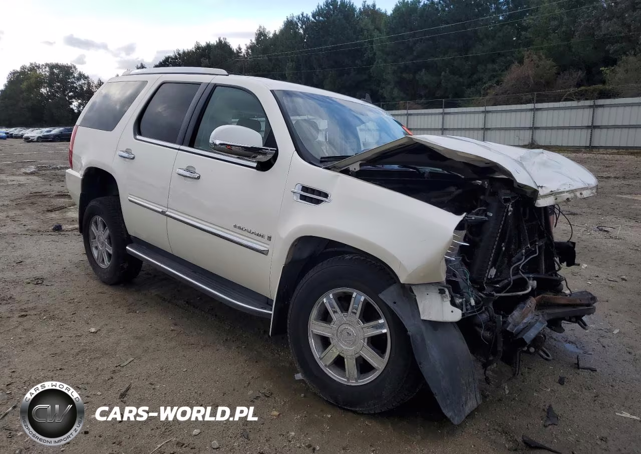 2008 Cadillac Escalade Luxury VIN:1GYFK63858R152091 - 4