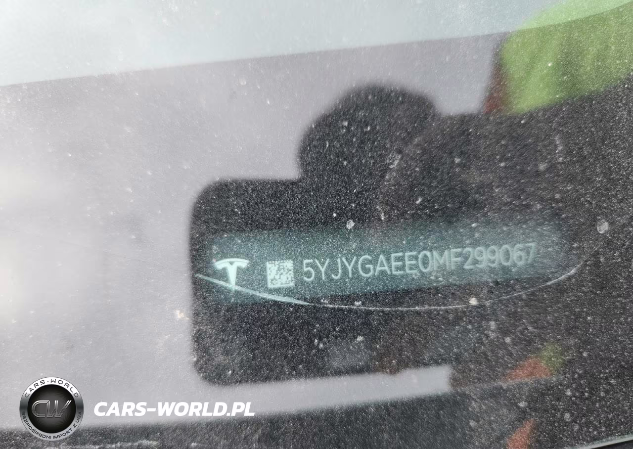 2021 Tesla Model Y VIN:5YJYGAEE0MF299067 - 13
