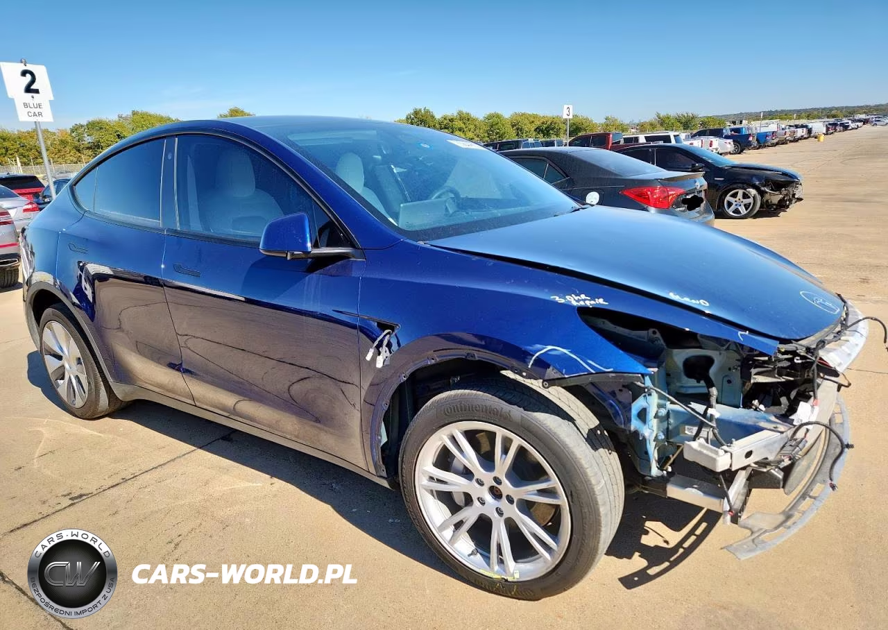 2023 Tesla Model Y VIN:7SAYGDEE1PA080284 - 4