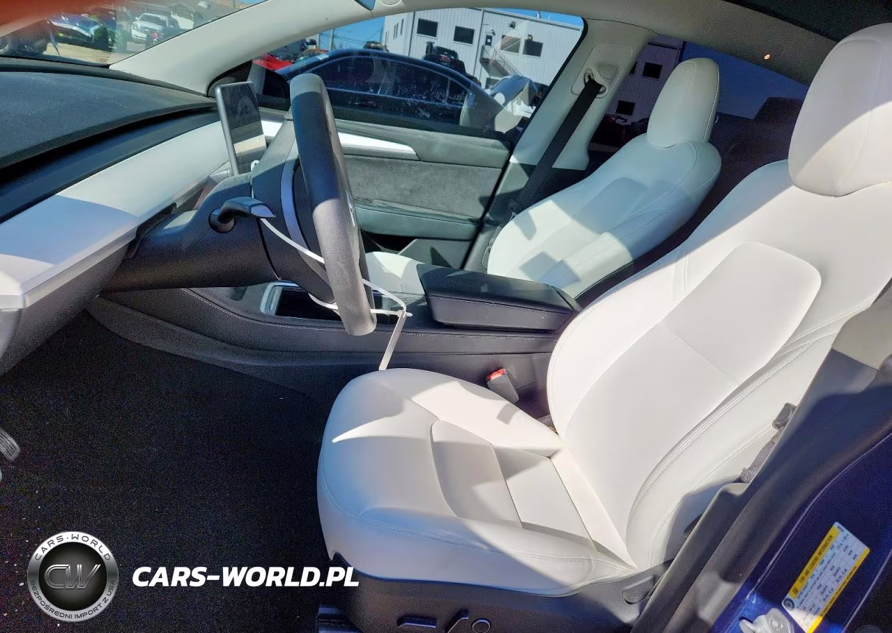 2023 Tesla Model Y VIN:7SAYGDEE1PA080284 - 7