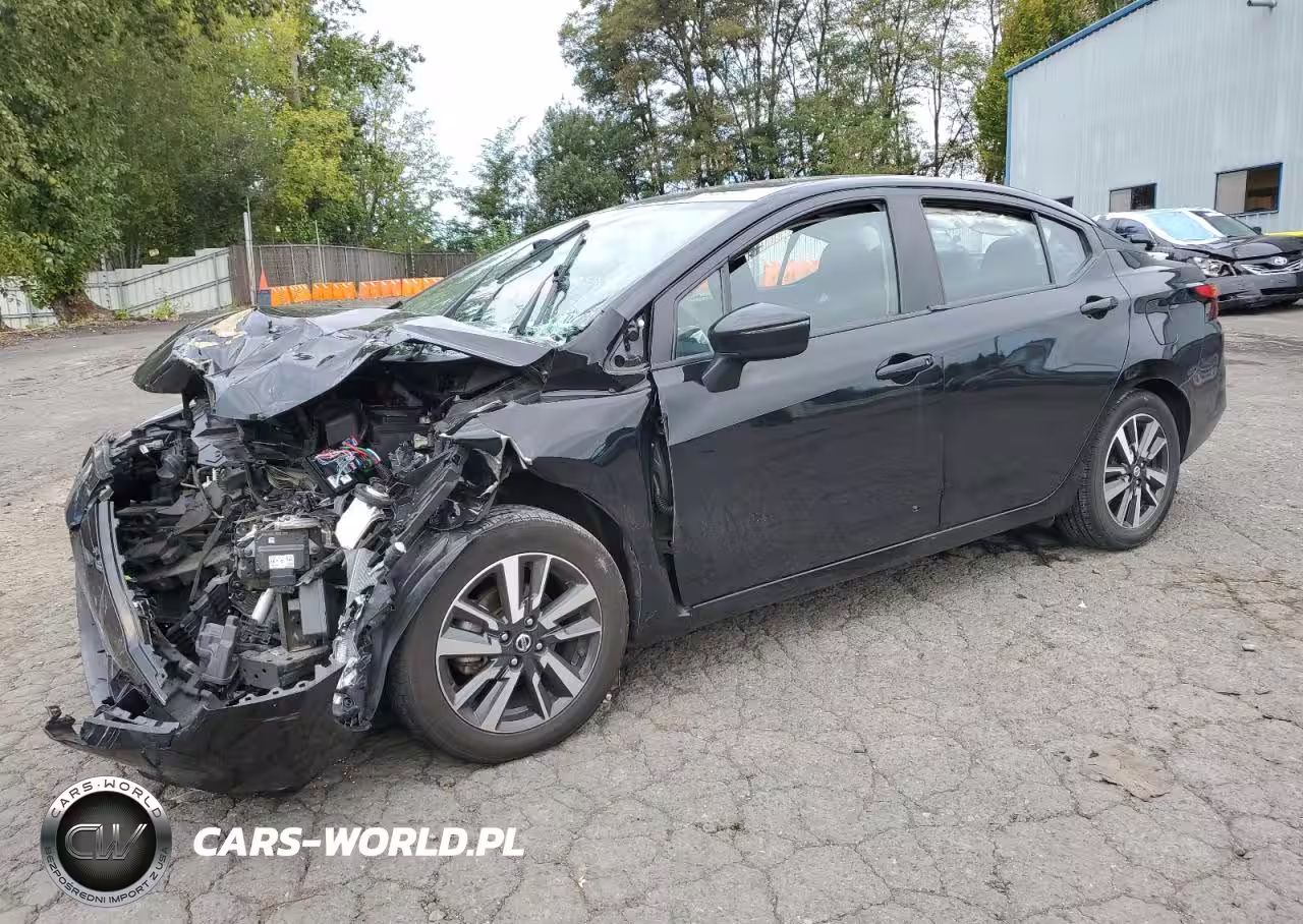 2021 Nissan Versa Sv