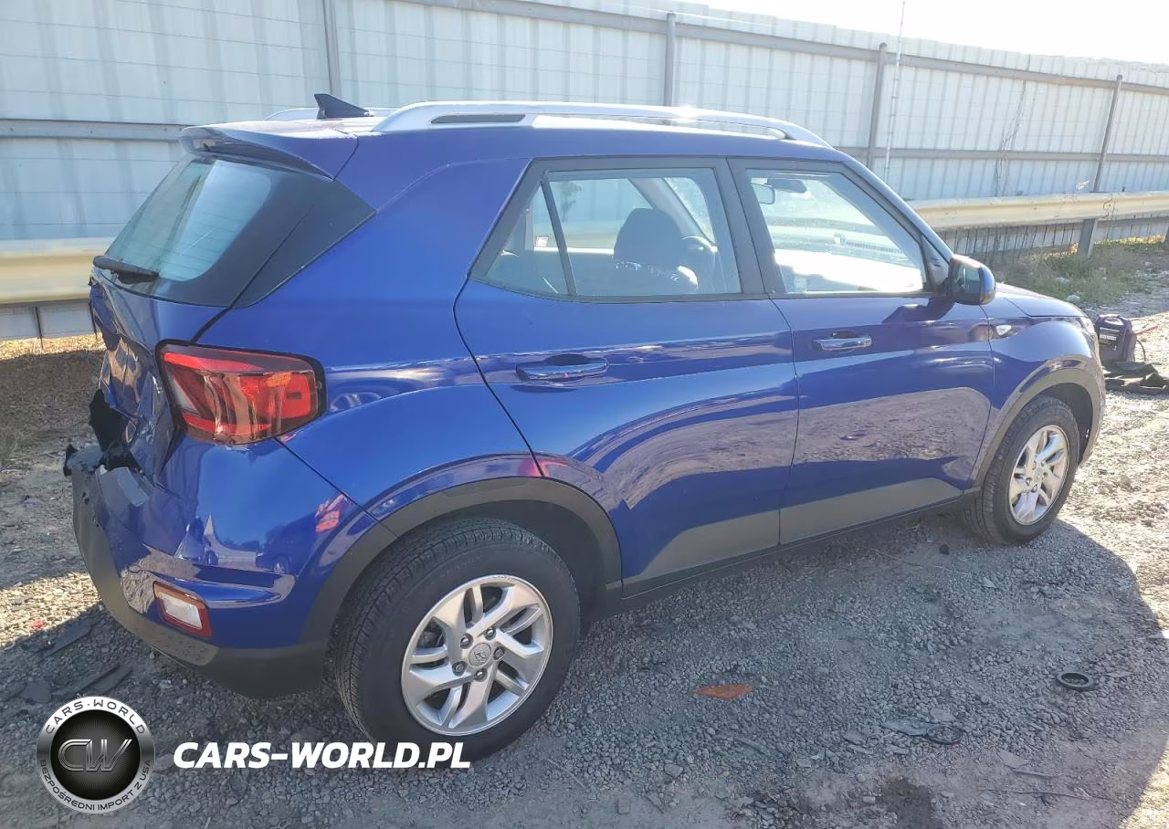 2020 Hyundai Venue Sel VIN:KMHRC8A32LU023052 - 3