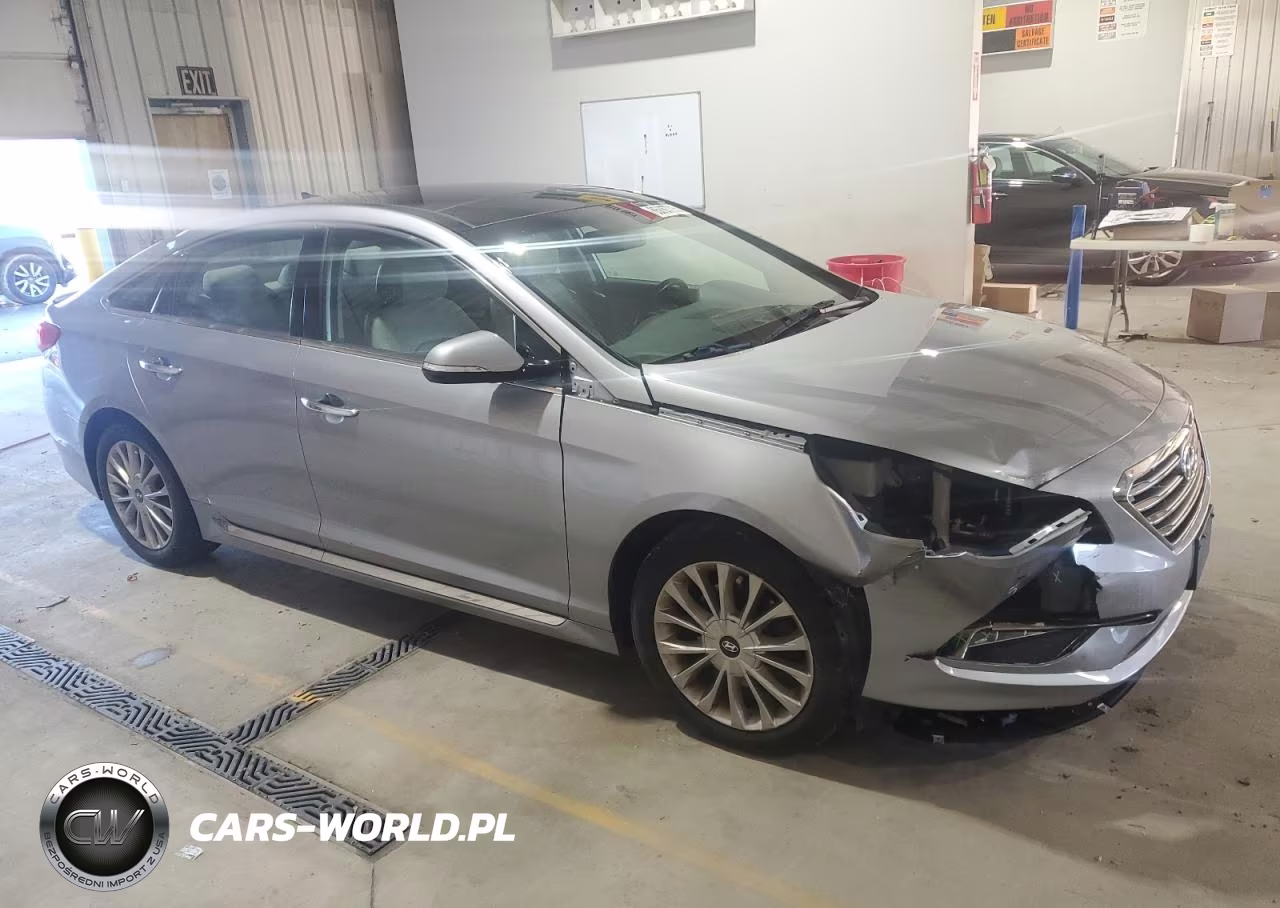 2015 Hyundai Sonata Limited VIN:5NPE34AF0FH033826 - 4