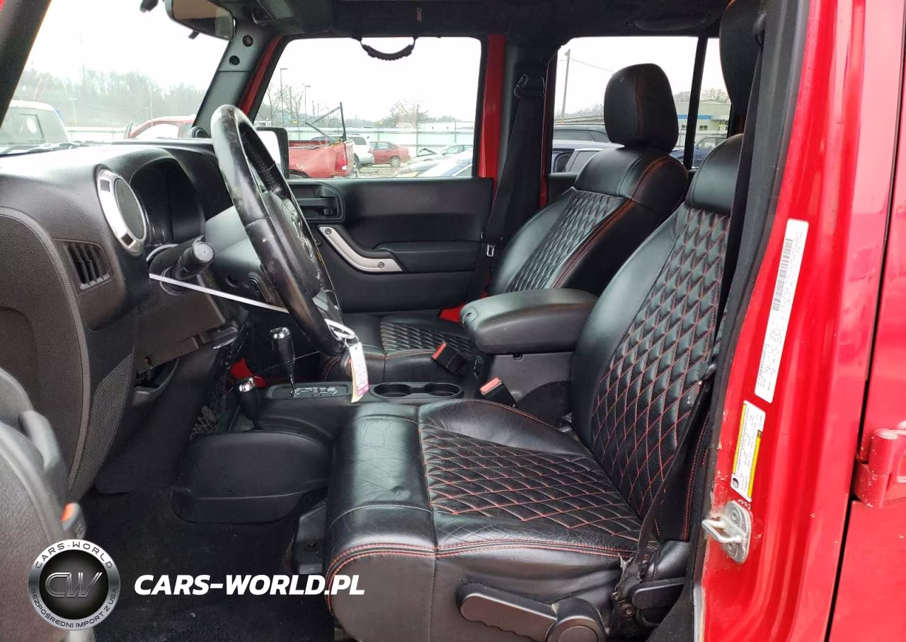 2012 Jeep Wrangler Unlimited Sahara VIN:1C4BJWEG6CL113999 - 7