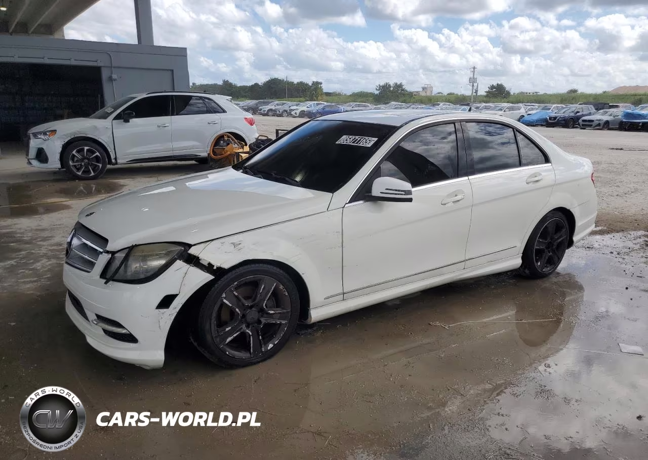 2011 Mercedes-Benz C 300 4Matic