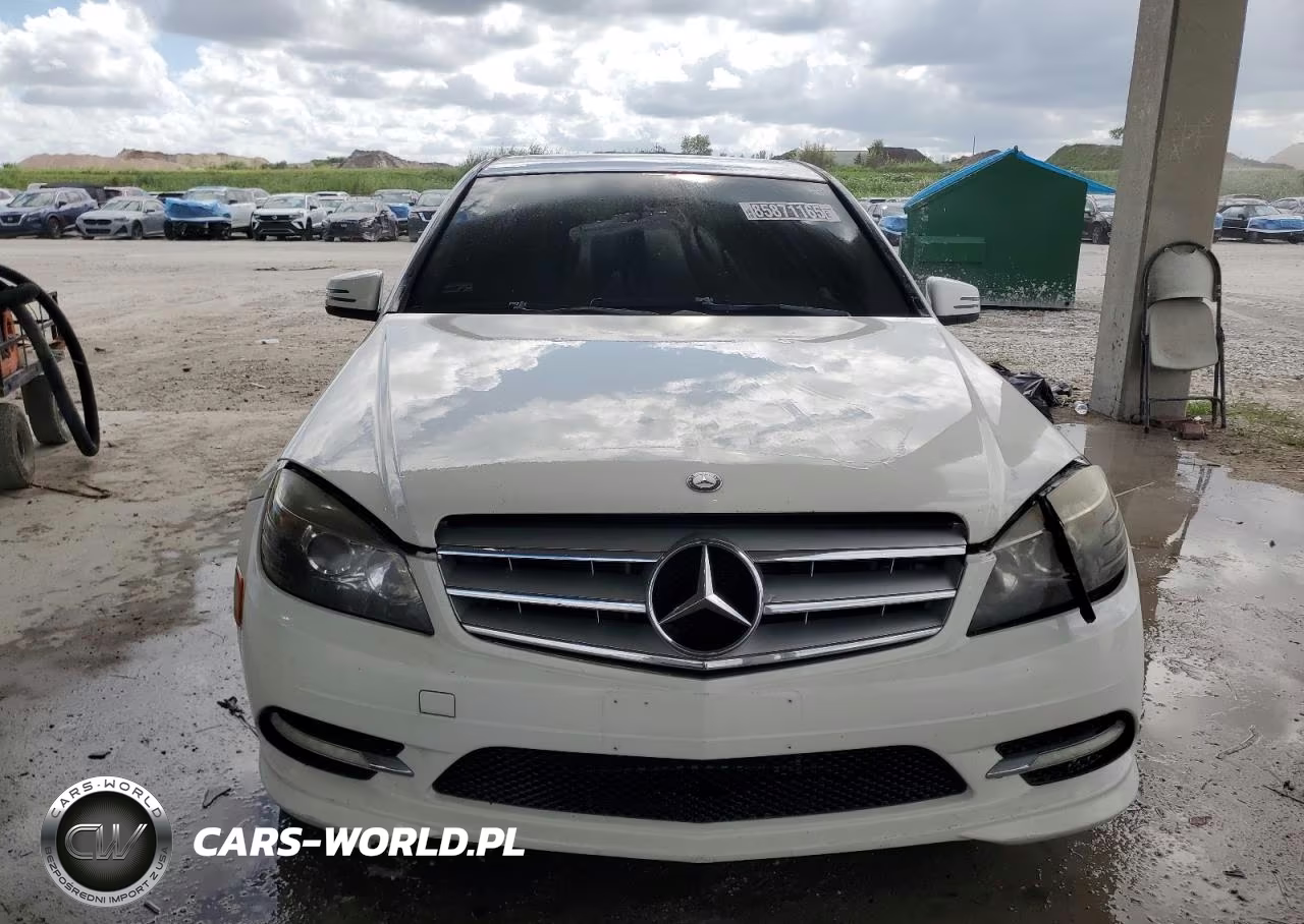 2011 Mercedes-Benz C 300 4Matic VIN:WDDGF8BB1BR133171 - 5