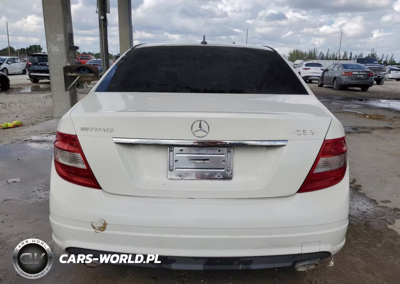 2011 Mercedes-Benz C 300 4Matic VIN:WDDGF8BB1BR133171 - 6