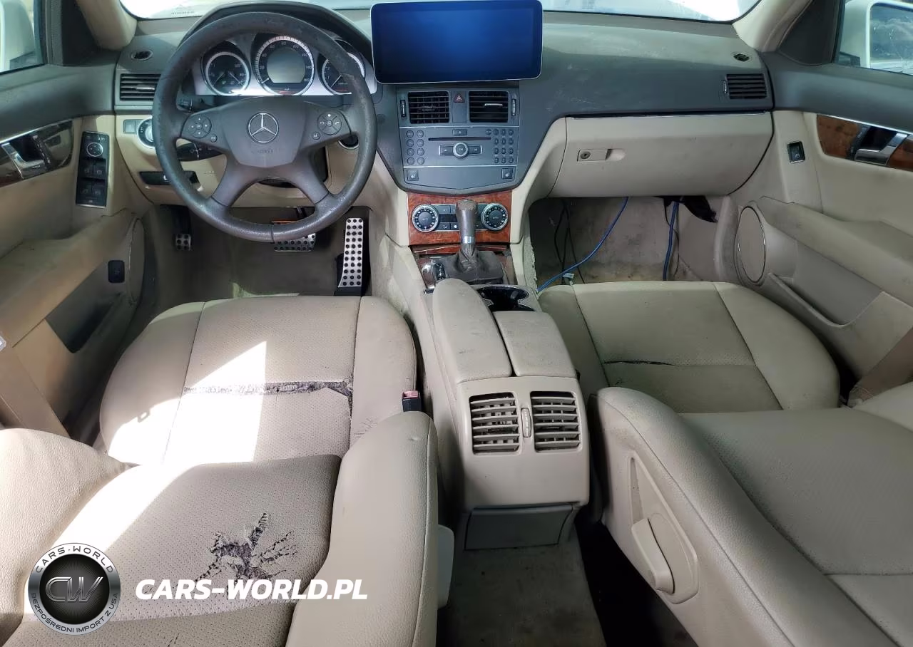 2011 Mercedes-Benz C 300 4Matic VIN:WDDGF8BB1BR133171 - 8