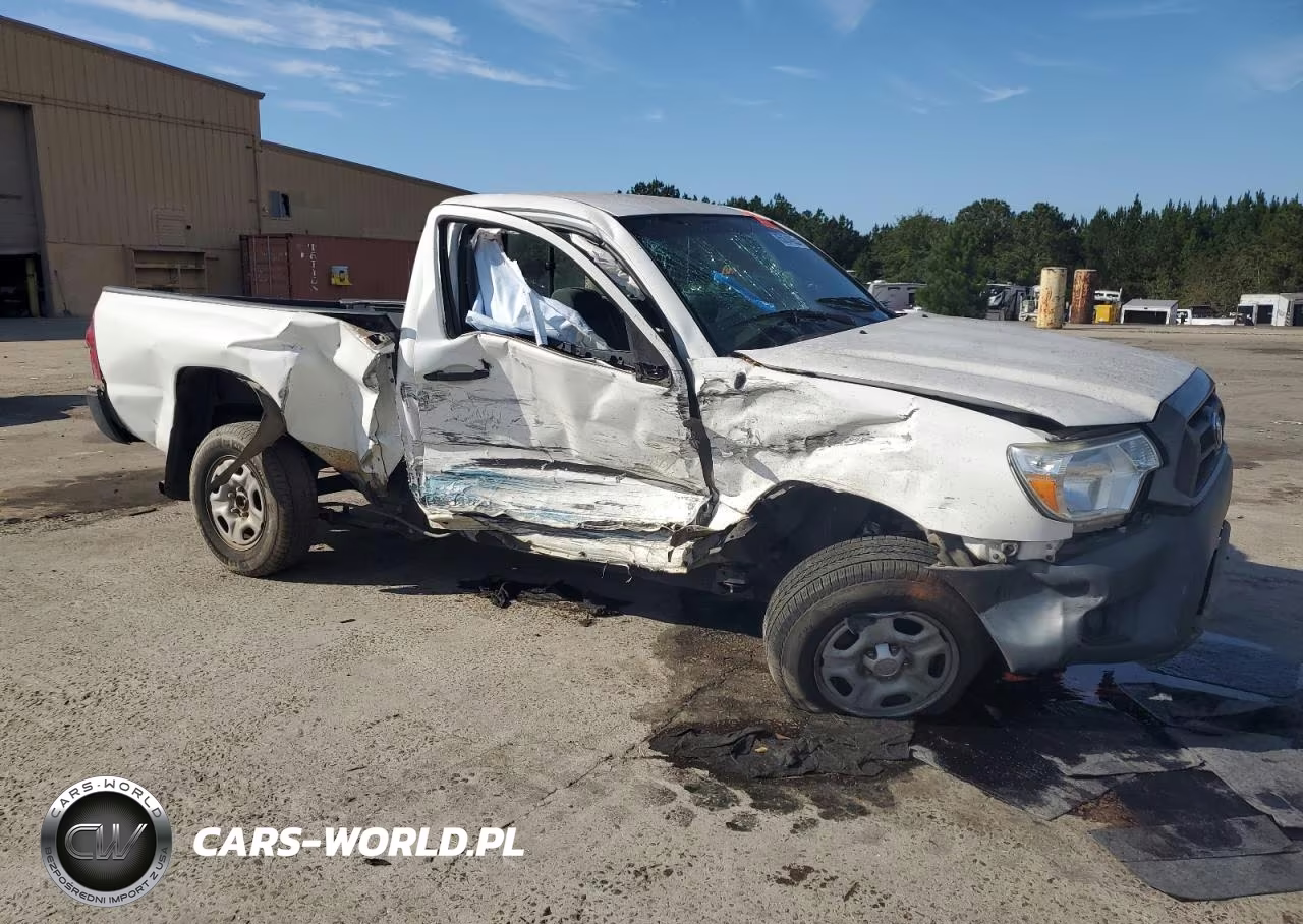 2014 Toyota Tacoma VIN:5TFNX4CN0EX035376 - 4