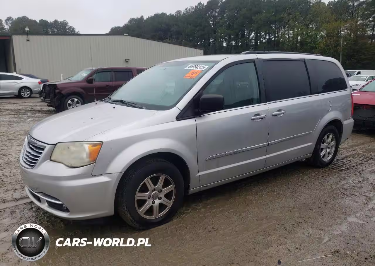 2012 Chrysler Town & Country Touring