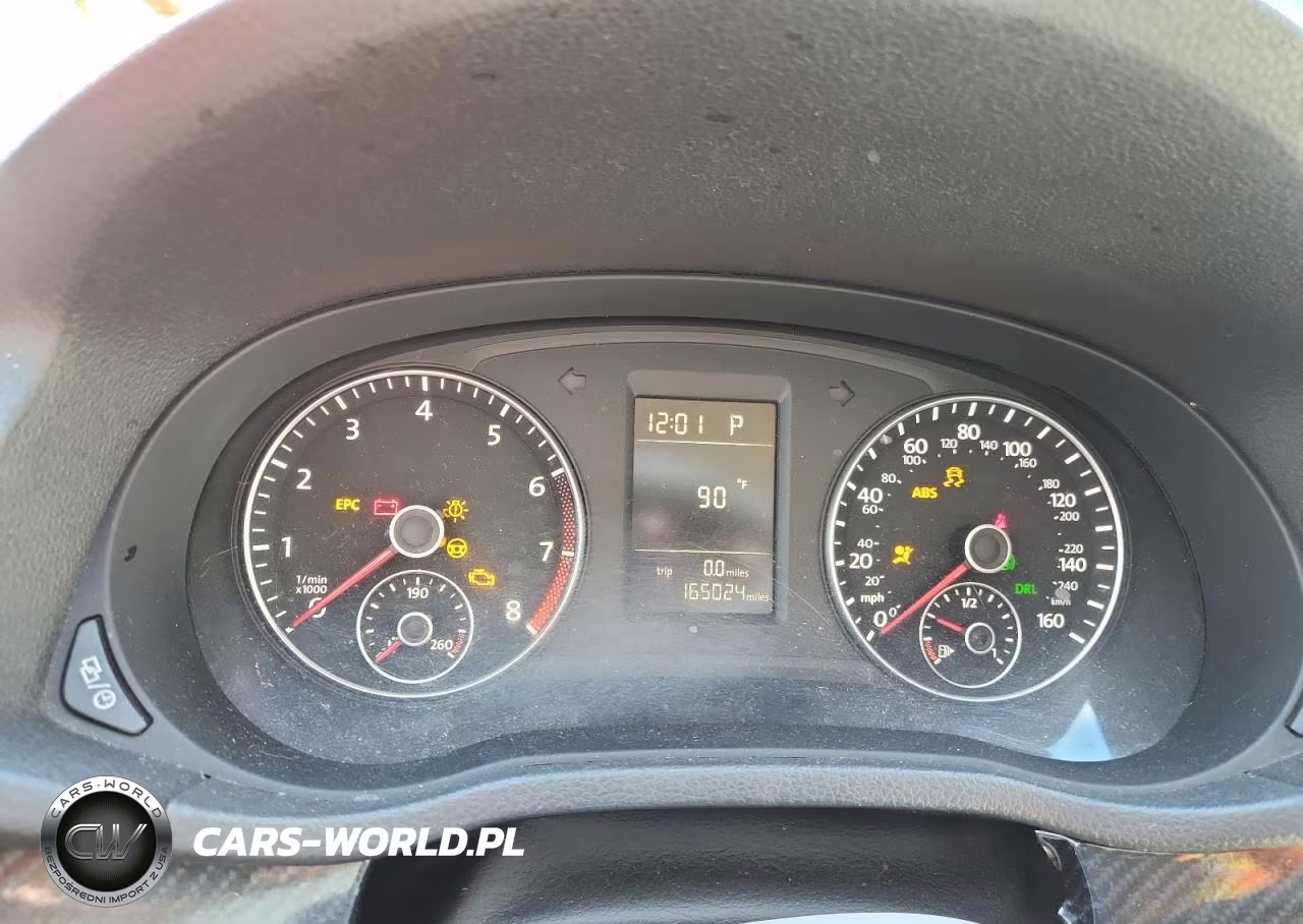 2015 Volkswagen Passat S VIN:1VWAT7A34FC114729 - 9