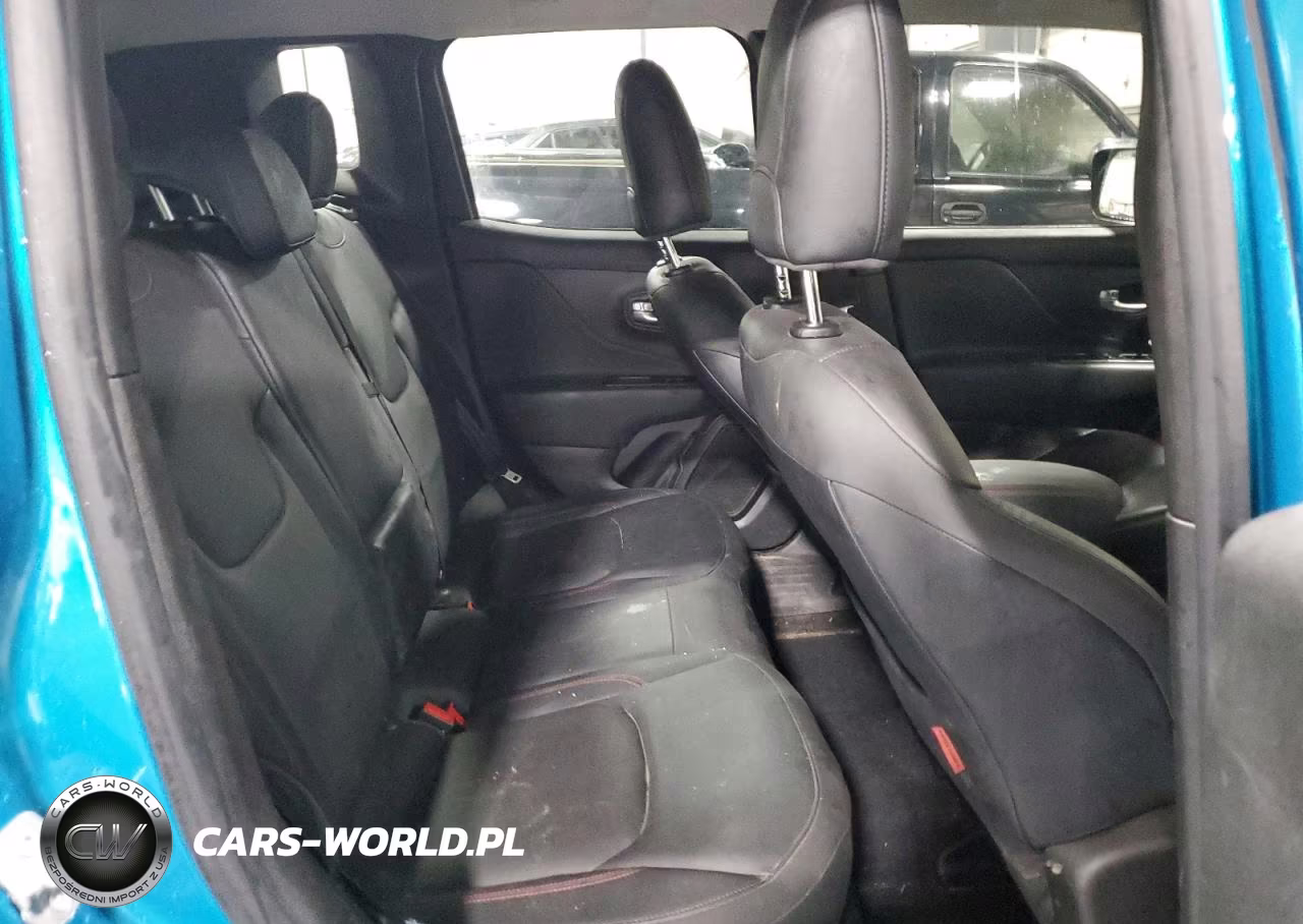2022 Jeep Renegade Trailhawk VIN:ZACNJDC19NPN80085 - 11