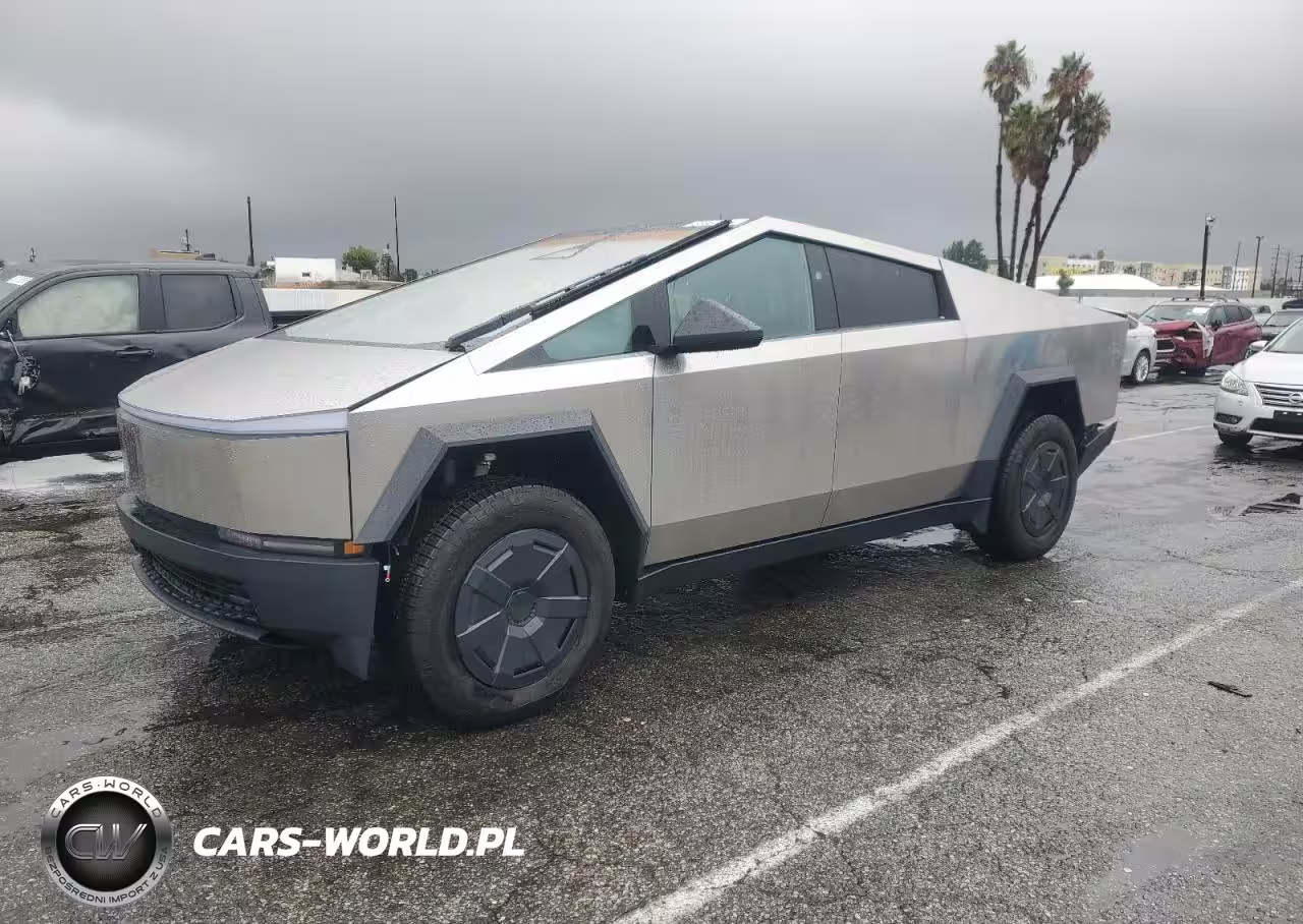 2025 Tesla Cybertruck