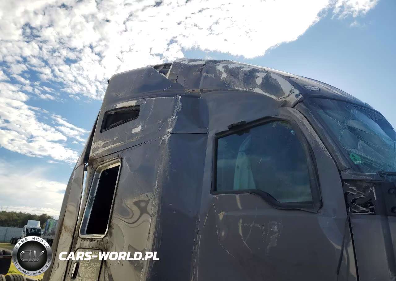 2022 Kenworth T680 Semi Truck VIN:1XKYD49X5NJ495672 - 9
