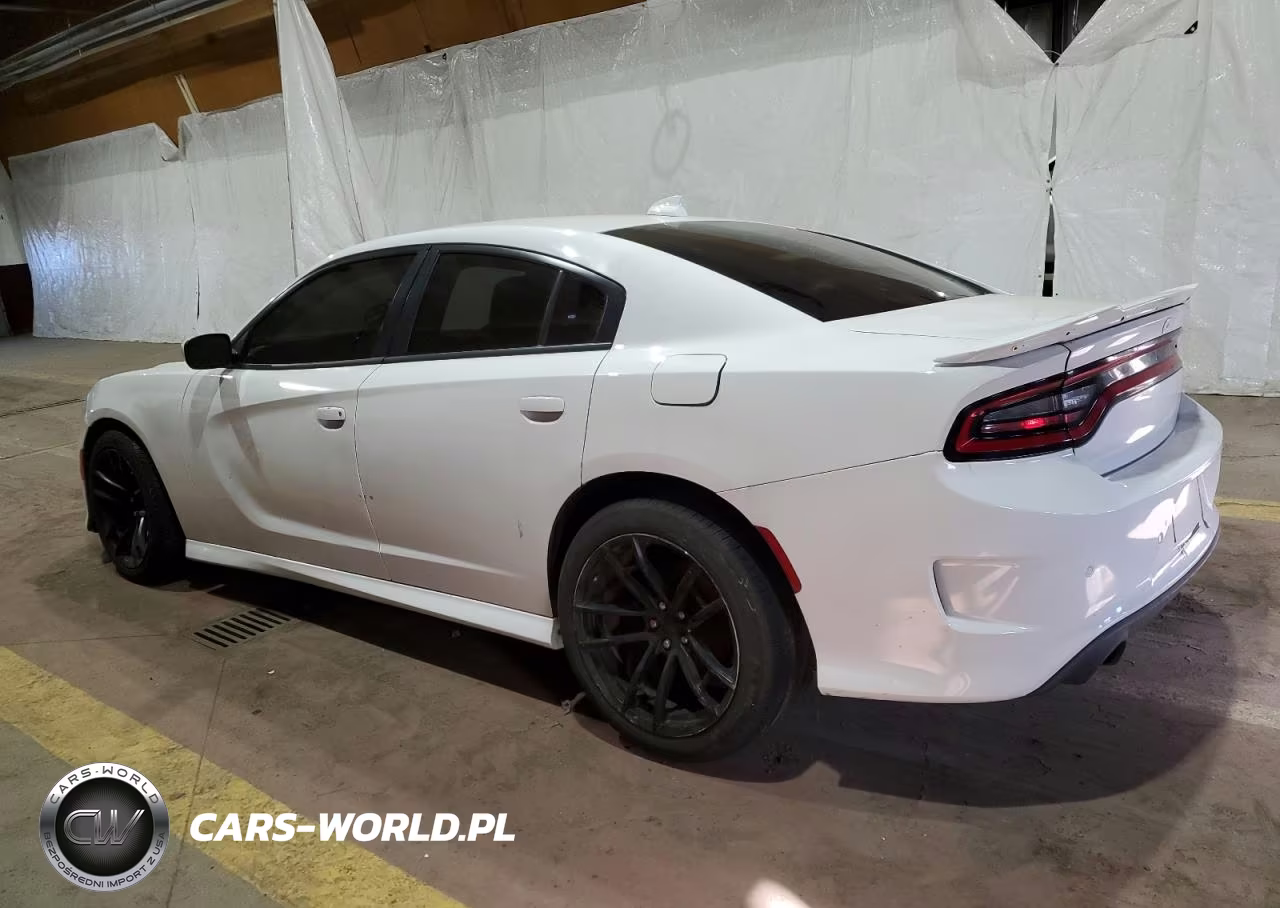 2019 Dodge Charger R VIN:2C3CDXCT5KH575519 - 2